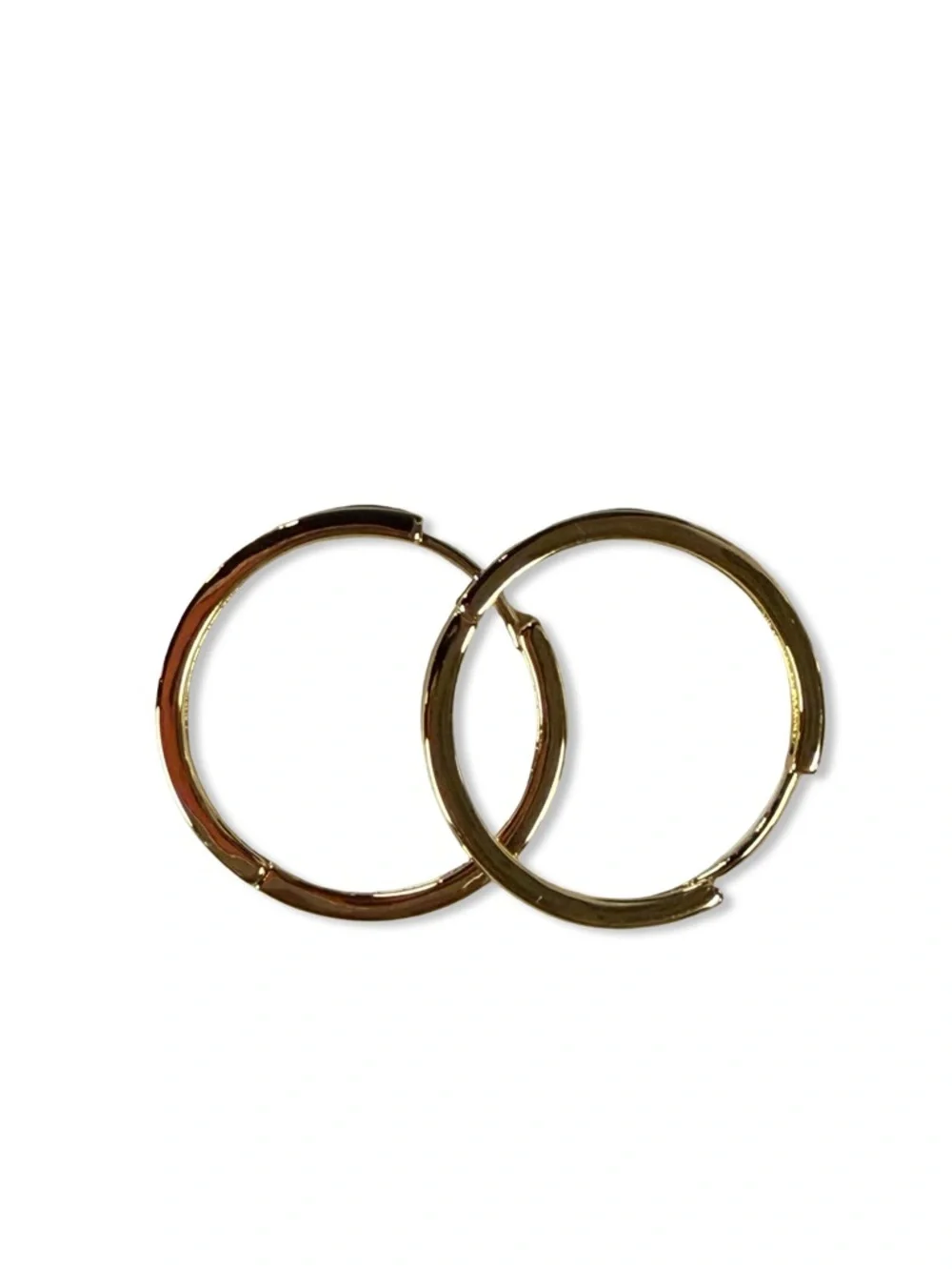 Shashi Everyday Medium Gold Hoop Earrings NEW in box Revolve $90